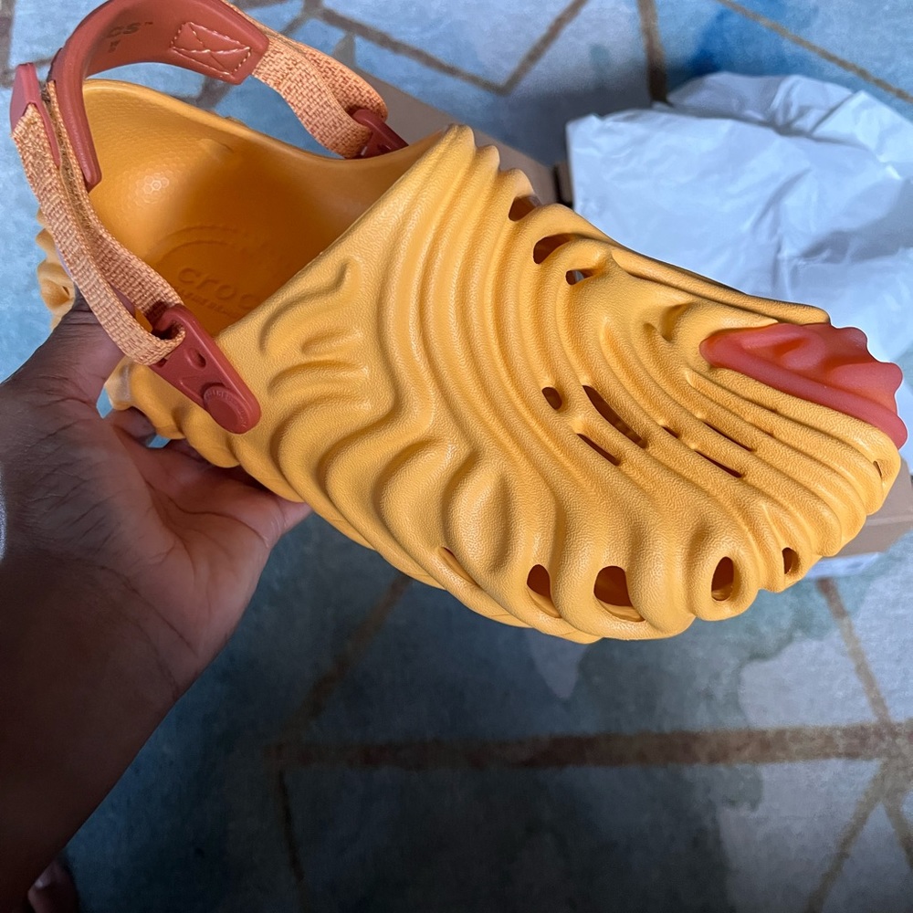 Salehe Bembury crocs in cobbler